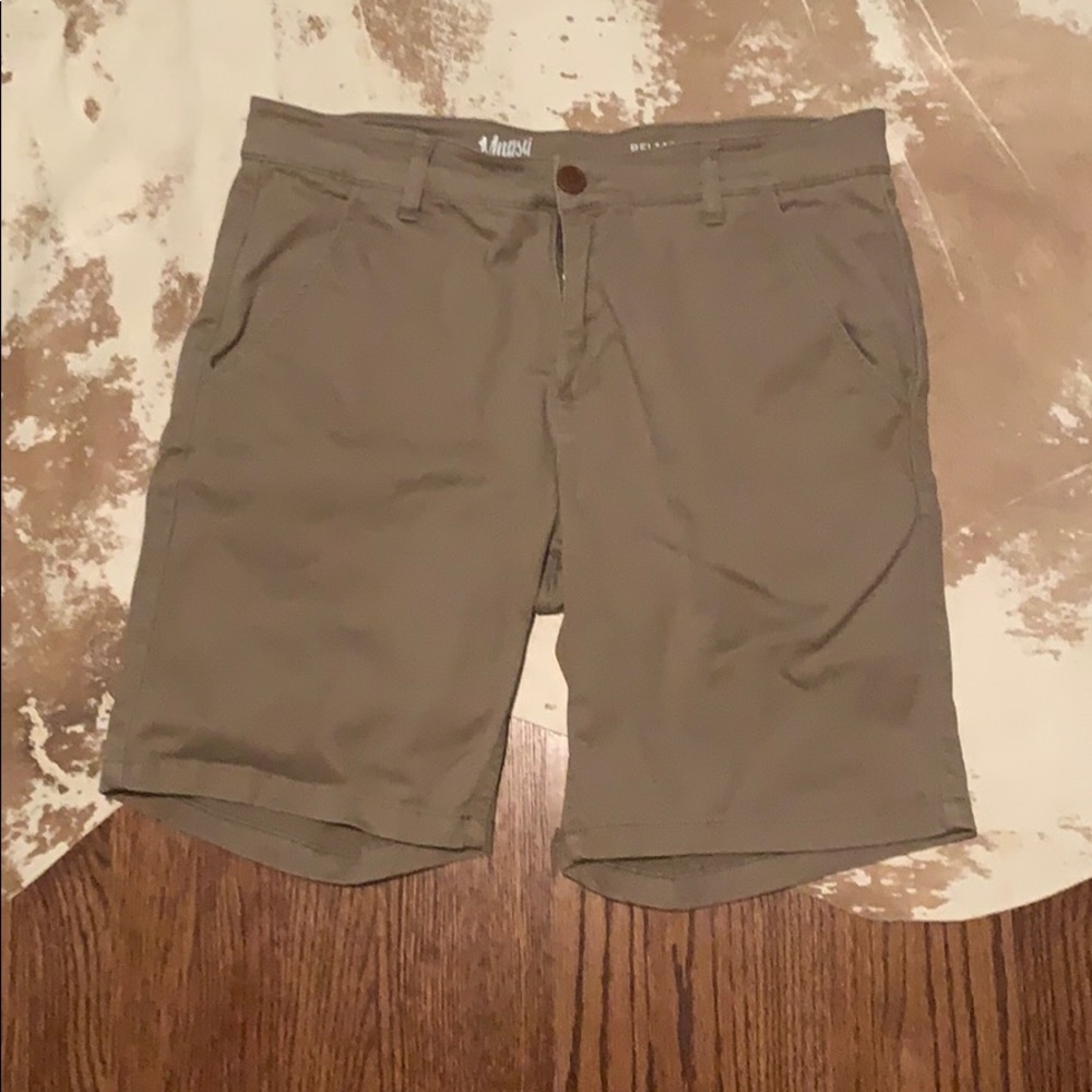 Mugsy Shorts